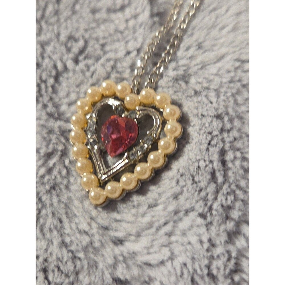 VTG Avon Dear Heart Silver Tone Faux Pearl & Rhinestone Pendant Necklace 18.75”